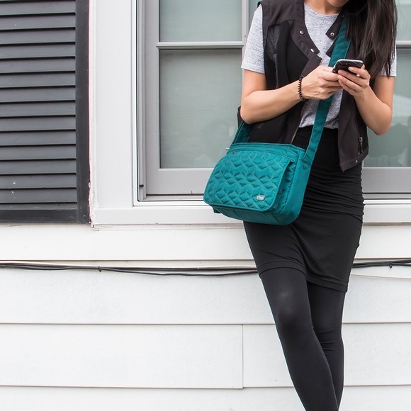 🆕Lug Wings Crossbody RFID Travel Bag | Black - Picture 16 of 16